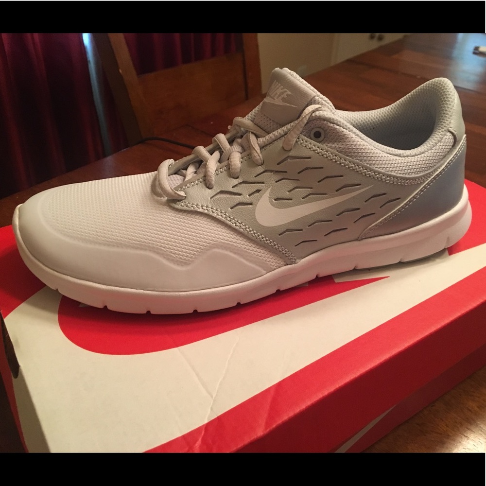 Women's Nike Orive athletic shoe